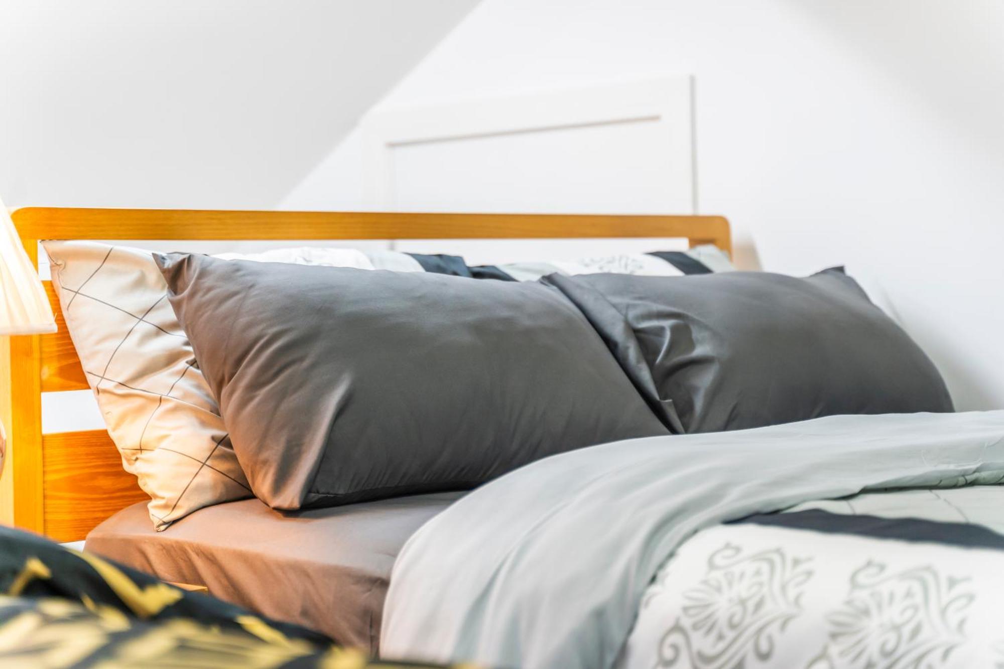 Exquisite 2-Bedroom Penthouse-Sleeps 7-Free Parking With Workstations & High-Speed Wifi Birmingham Dış mekan fotoğraf